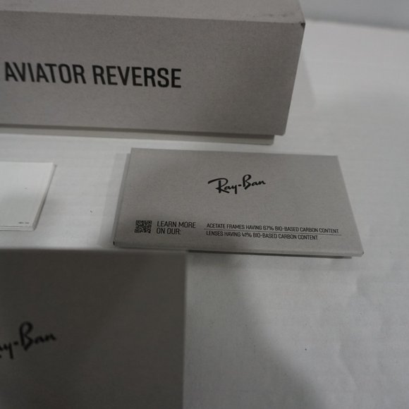 RAY BAN AVIATOR REVERSE GIFT BOX - Picture 5 of 7